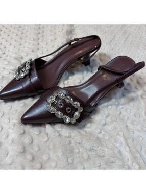 Wild diva Burgundy leather kitten heels with rhinestone buckle #heels